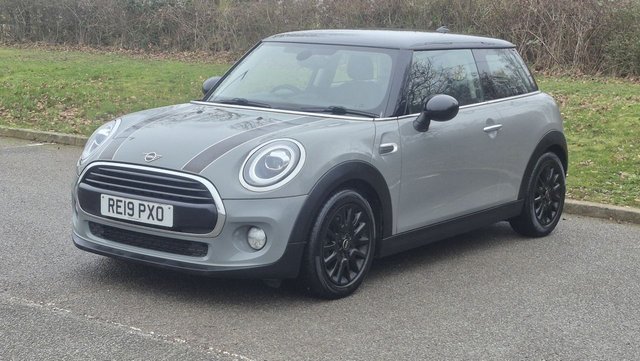 2019 MINI HATCH