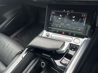 USED 2020 70 AUDI E-TRON 55 Launch Edition Sportback 5dr Electric Auto quattro 95kWh (408 ps) VIRTUAL EXTERIOR MIRRORS, PAN ROOF