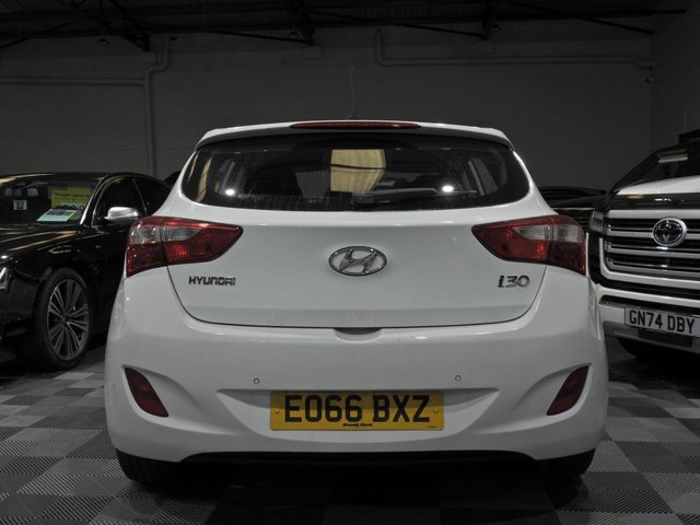 2016 Hyundai I30 1.6L SE Nav 5dr - Photo 12