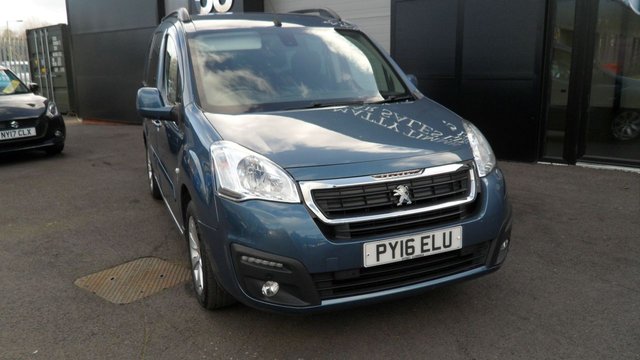 2016 PEUGEOT PARTNER TEPEE 1.6 BlueHDi Allure MPV 5dr Diesel Manual Euro 6 (s/s) (120 ps)FSH,2 OWNERS,£35 ROAD TAX. - Photo 4