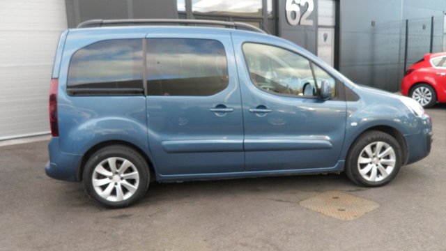 2016 PEUGEOT PARTNER TEPEE 1.6 BlueHDi Allure MPV 5dr Diesel Manual Euro 6 (s/s) (120 ps)FSH,2 OWNERS,£35 ROAD TAX. - Photo 11