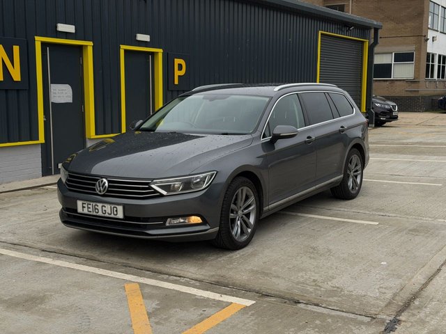 View our VOLKSWAGEN PASSAT