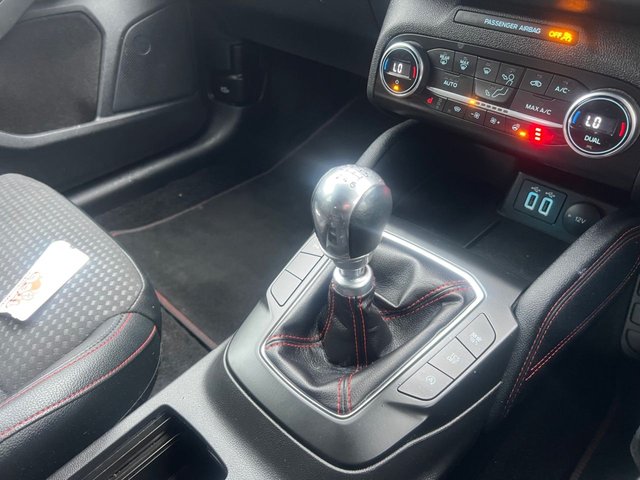 2021 Ford Focus 1.5L St-Line X 5dr - Photo 12