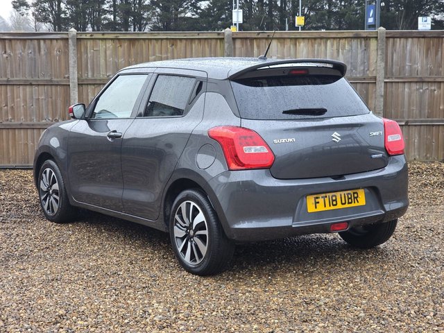 2018 SUZUKI SWIFT - Photo 3