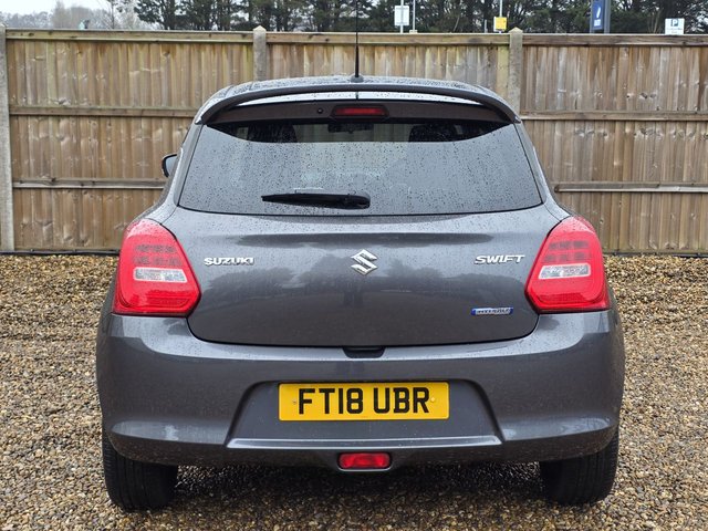 2018 SUZUKI SWIFT - Photo 4