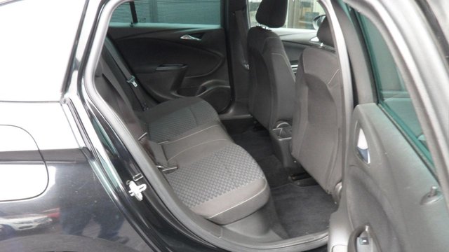 2024 VAUXHALL ASTRA 1.6 CDTi ecoFLEX Design Sports Tourer 5dr Diesel Manual Euro 6 (s/s) (110 ps) - Photo 12