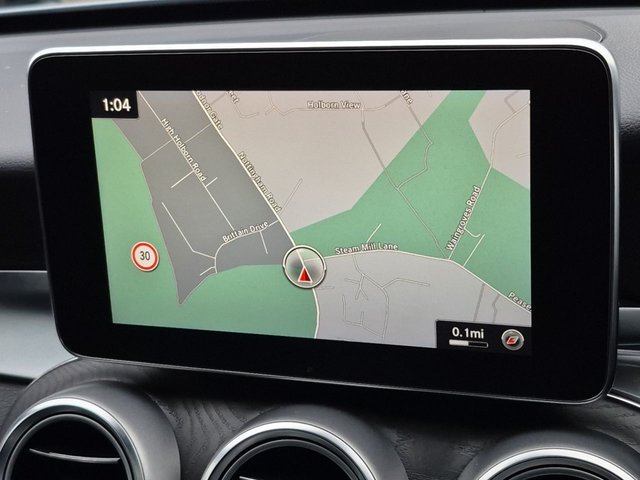 2017 Mercedes-Benz C-Class 2L Amg Line 5dr - Photo 4