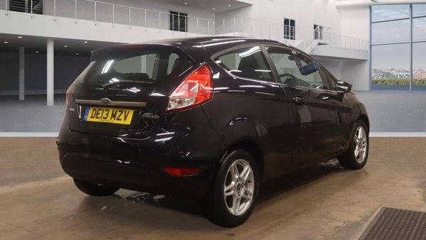 2013 FORD FIESTA - Photo 7