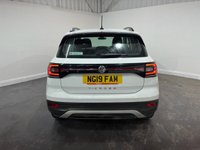 USED 2019 19 VOLKSWAGEN T-CROSS 1.0 TSI SE SUV 5dr Petrol Manual Euro 6 (s/s) (95 ps) 2 keys, rear parking sensors, DAB
