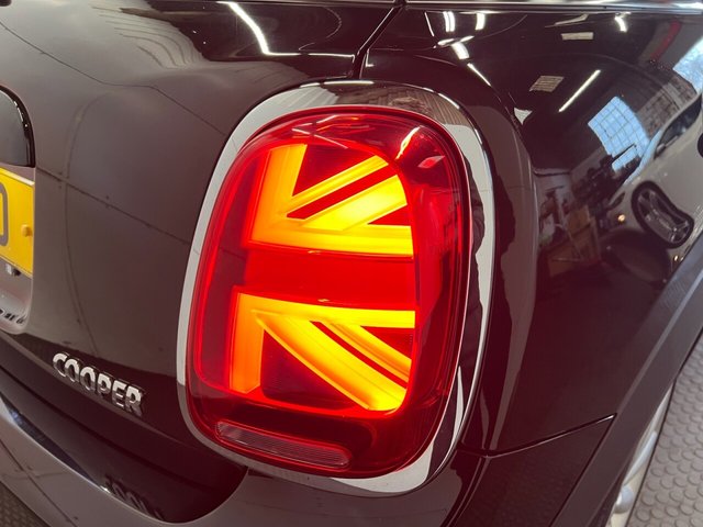 2019 MINI Hatch 1.5L Cooper Classic 5dr - Photo 12