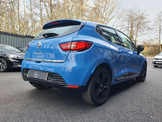2015 RENAULT CLIO 1.2 16V Dynamique MediaNav Hatchback 5dr Petrol Manual Euro 5 (75 ps) - Photo 5