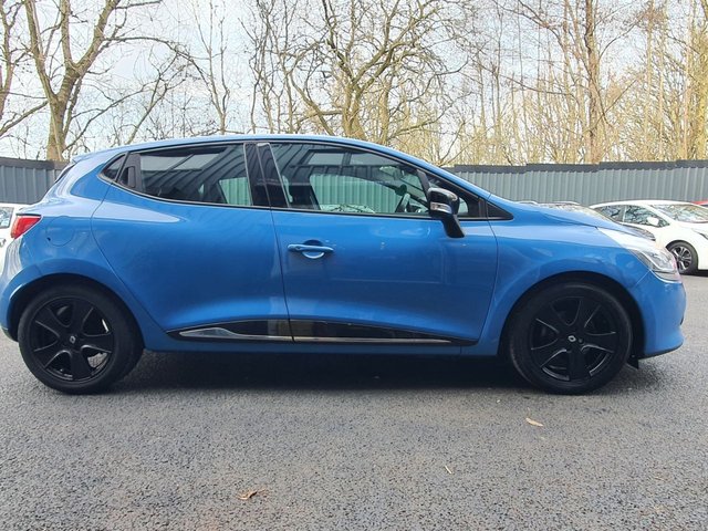 2015 RENAULT CLIO 1.2 16V Dynamique MediaNav Hatchback 5dr Petrol Manual Euro 5 (75 ps) - Photo 6