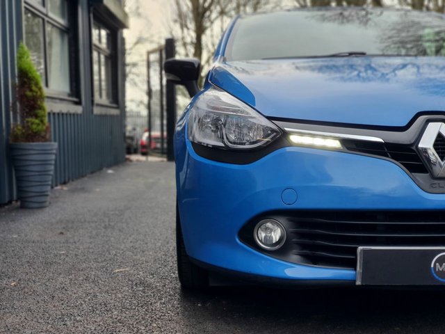 2015 RENAULT CLIO 1.2 16V Dynamique MediaNav Hatchback 5dr Petrol Manual Euro 5 (75 ps) - Photo 11