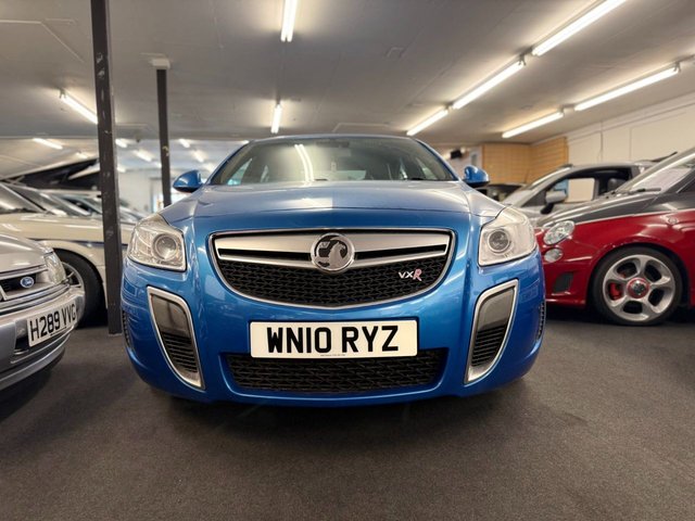 2010 Vauxhall Insignia 2.8L Vxr 4dr - Photo 3