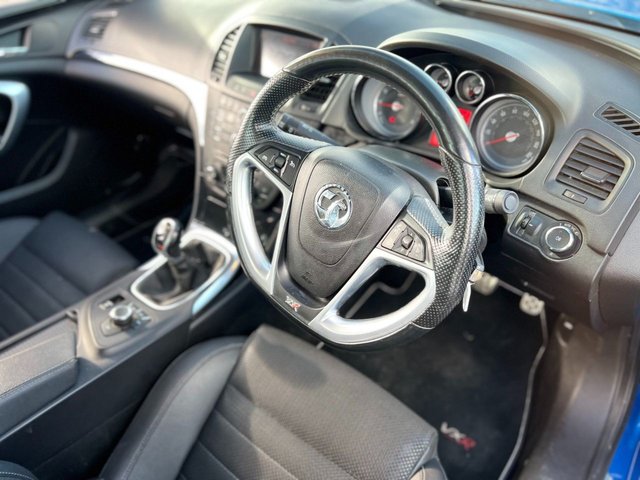 2010 Vauxhall Insignia 2.8L Vxr 4dr - Photo 9