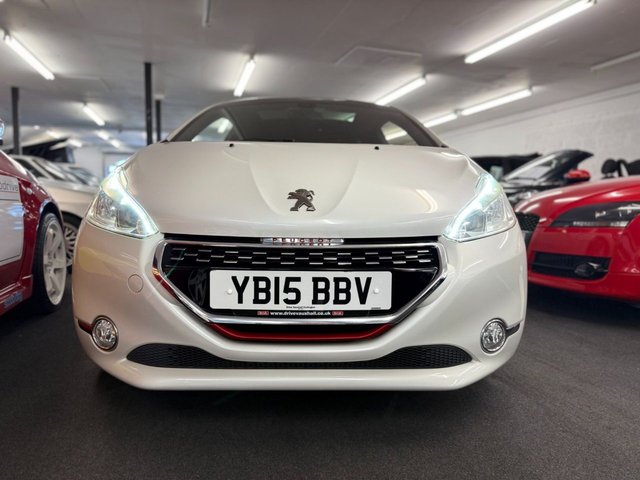 2015 Peugeot 208 1.6L GTI 3dr - Photo 4