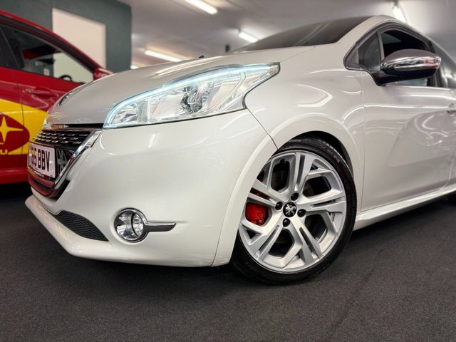 2015 Peugeot 208 1.6L GTI 3dr - Photo 6