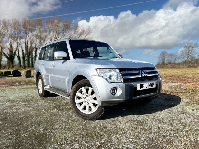 View our Mitsubishi Shogun 3.2 DI-DC Elegance SUV 5dr Diesel Auto 4WD Euro 5 LWB (197 ps)