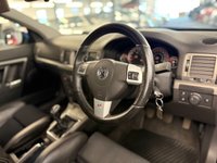 USED 2005 55 VAUXHALL VECTRA 2.8i V6 24V VXR Hatchback 5dr Petrol Manual (247 g/km, 252 bhp) 