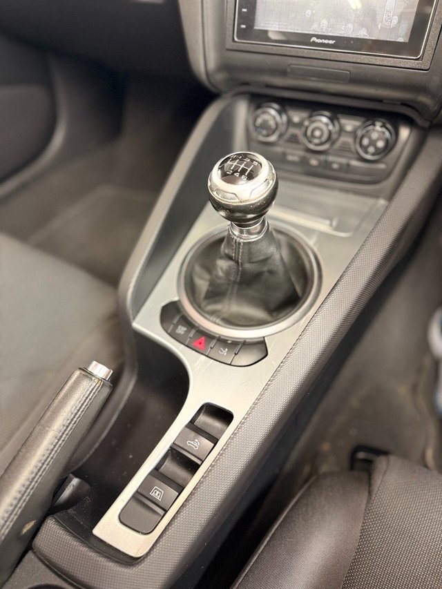 2009 Audi TT 1.8L null 2dr - Photo 12