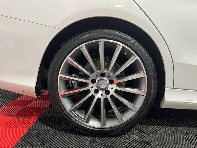 2017 MERCEDES-BENZ C-CLASS 2.1 C250d AMG Line (Premium) Estate 5dr Diesel G-Tronic+ 4MATIC Euro 6 (s/s) (204 ps) - Photo 10