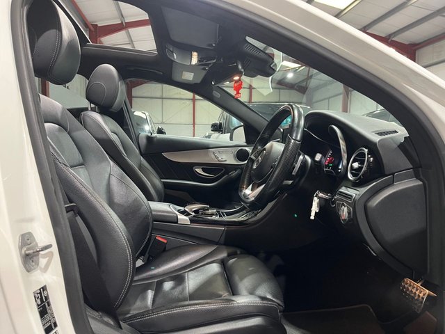 2017 MERCEDES-BENZ C-CLASS 2.1 C250d AMG Line (Premium) Estate 5dr Diesel G-Tronic+ 4MATIC Euro 6 (s/s) (204 ps) - Photo 12