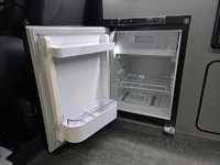 USED 2022 72 VOLKSWAGEN T6.1 Campervan 2.0 TDI T32 SOUTHLANDS SIGNATURE 110 BHP SWB FESTIVAL TENT + LOW MILES.