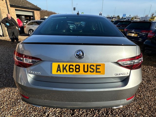 2019 Skoda Superb 1.5L Sportline Plus 5dr - Photo 5