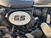 USED 2025 25 BSA SCRAMBLER 652 Roadster/Retro Petrol Manual Euro 5 (45 ps) Low Miles. Immediate Delivery
