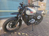 USED 2025 25 BSA SCRAMBLER 652 Roadster/Retro Petrol Manual Euro 5 (45 ps) Low Miles. Immediate Delivery
