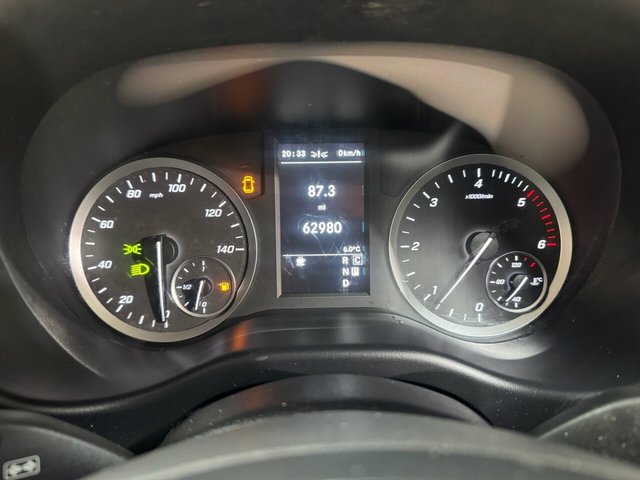 2021 Mercedes-Benz Vito 2L Progressive 5dr - Photo 11