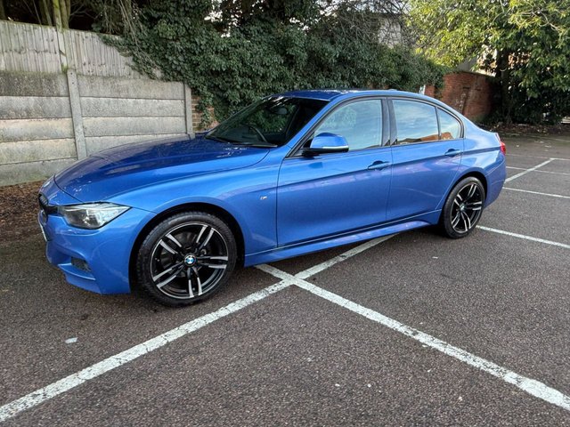 2015 BMW 3 Series 2L M Sport 4dr - Photo 2