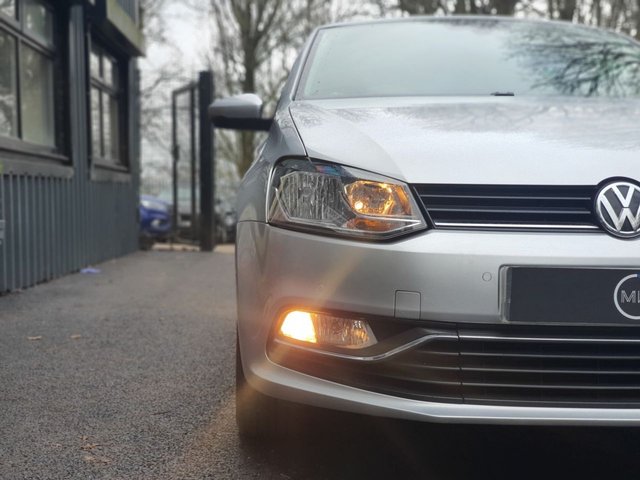2017 VOLKSWAGEN POLO 1.2 TSI Match Edition Hatchback 5dr Petrol Manual Euro 6 (s/s) (90 ps) - Photo 11