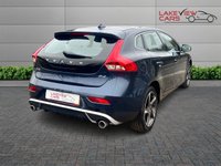 USED 2015 15 VOLVO V40 2.0 D4 R-Design Lux Nav Hatchback 5dr Diesel Geartronic Euro 6 (s/s) (190 ps) ** GLASS PANORAMIC SUNROOF **ULE