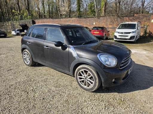 View our MINI COUNTRYMAN