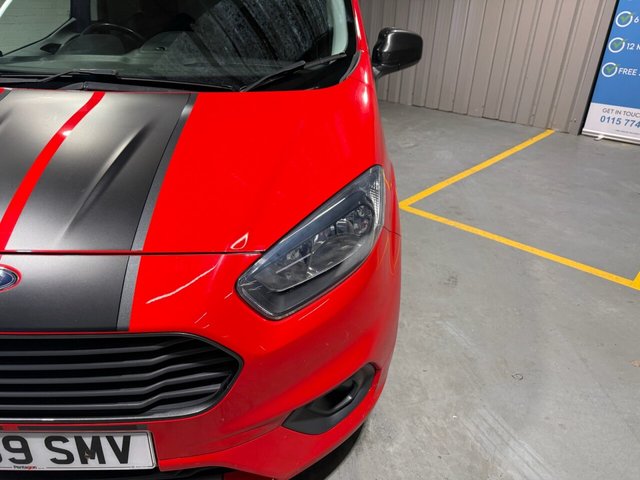 2019 FORD TRANSIT COURIER - Photo 10