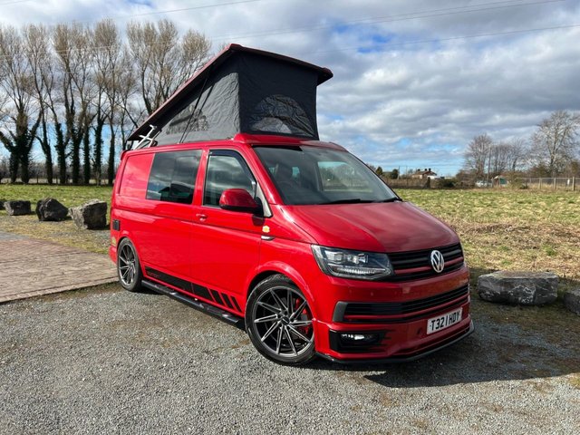 2017 Volkswagen Transporter 2L Highline 5dr - Photo 2