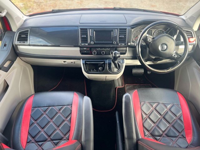 2017 Volkswagen Transporter 2L Highline 5dr - Photo 9