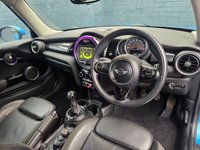 USED 2015 60 MINI HATCH 2.0 Cooper S Hatchback 3dr Petrol Manual Euro 6 (s/s) (192 ps) CHILI Pack, Dual zone climate control A/C, Leather interior, Cruise control, Bluetooth connectivity for calls and music, USB input, Auto wipers, Keyless drive, Sport & Eco drive modes, DAB radio, Auto headlights, Auto Wipers