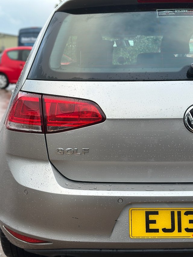 View our VOLKSWAGEN GOLF
