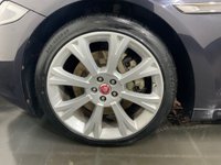 USED 2016 JAGUAR XJ 3.0d V6 Portfolio Saloon 4dr Diesel Auto Euro 6 (s/s) (300 ps) 