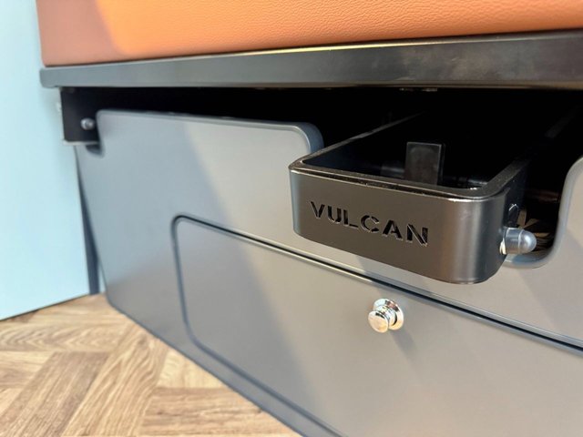 2010 Volkswagen Transporter 2L T30 4dr - Photo 10