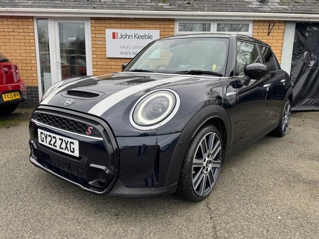 2022 MINI Hatch