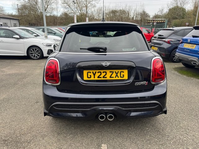 2022 MINI Hatch 2L Cooper S Exclusive 5dr - Photo 6
