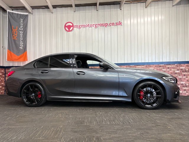 2020 BMW 3 SERIES - Photo 8