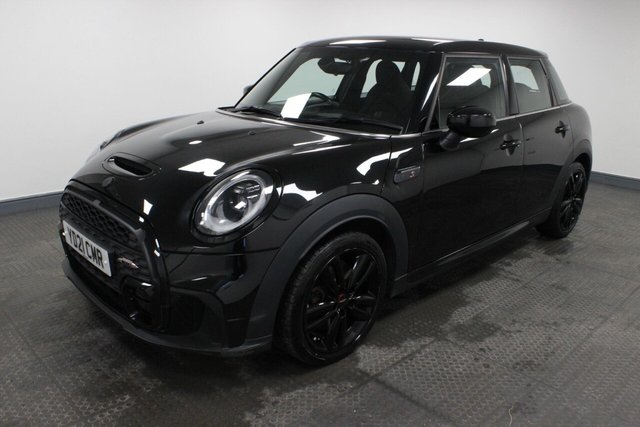 2021 MINI HATCH