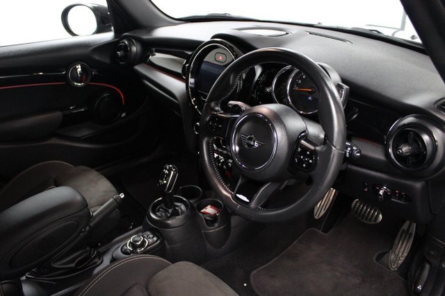 2021 MINI HATCH - Photo 12