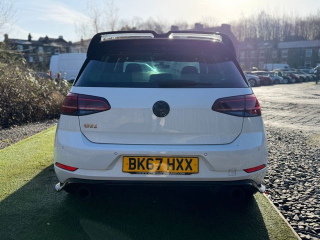 2017 VOLKSWAGEN GOLF - Photo 3