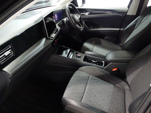 2025 Volkswagen Tiguan 1.5L Match 5dr - Photo 6