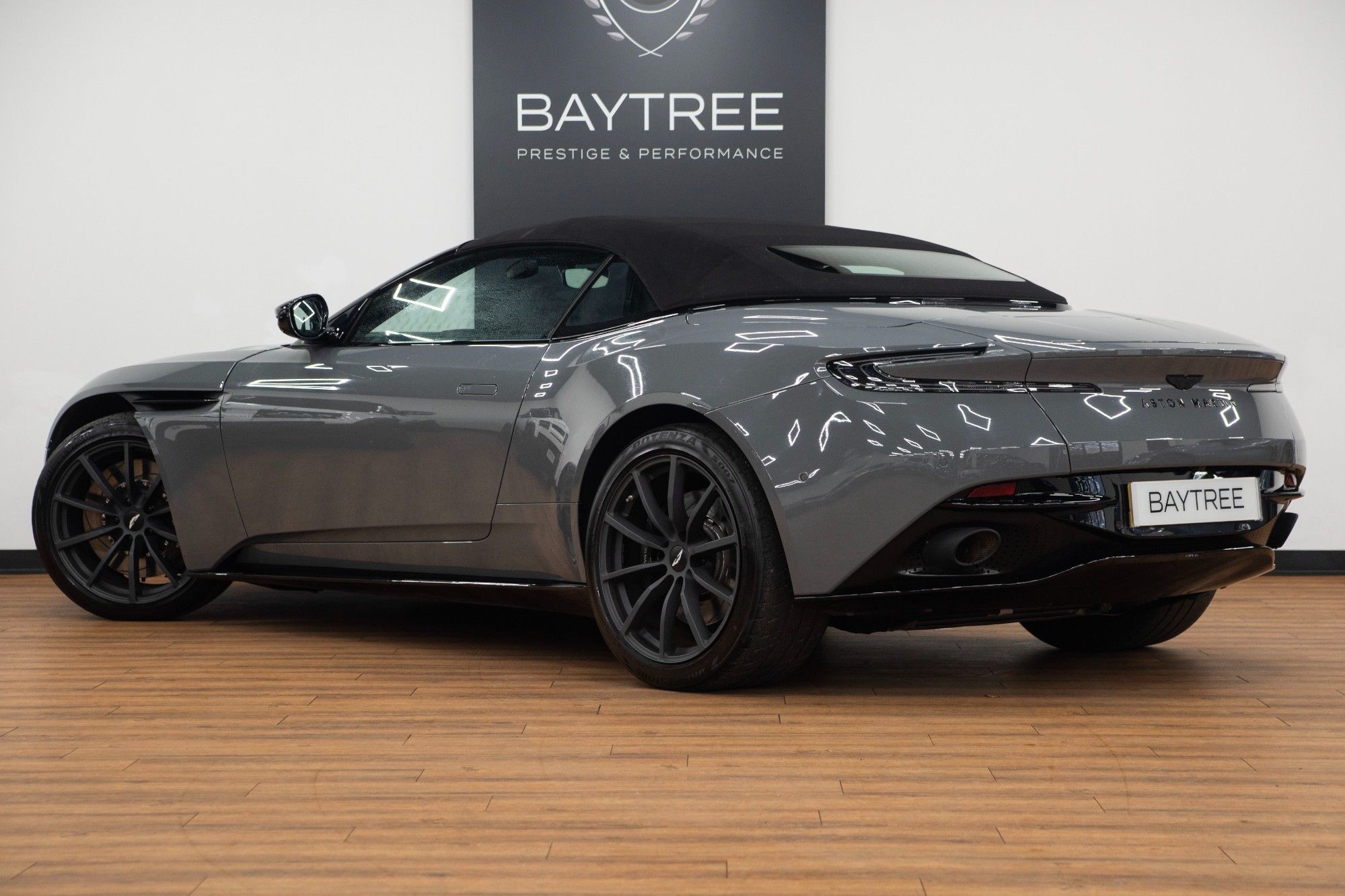 USED 2023 11 ASTON MARTIN DB11 4.0 V8 Volante  